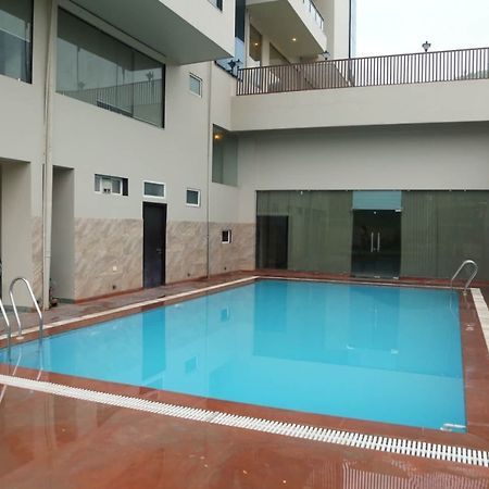Tulip Le Grand Hotel Udaipur Exterior photo